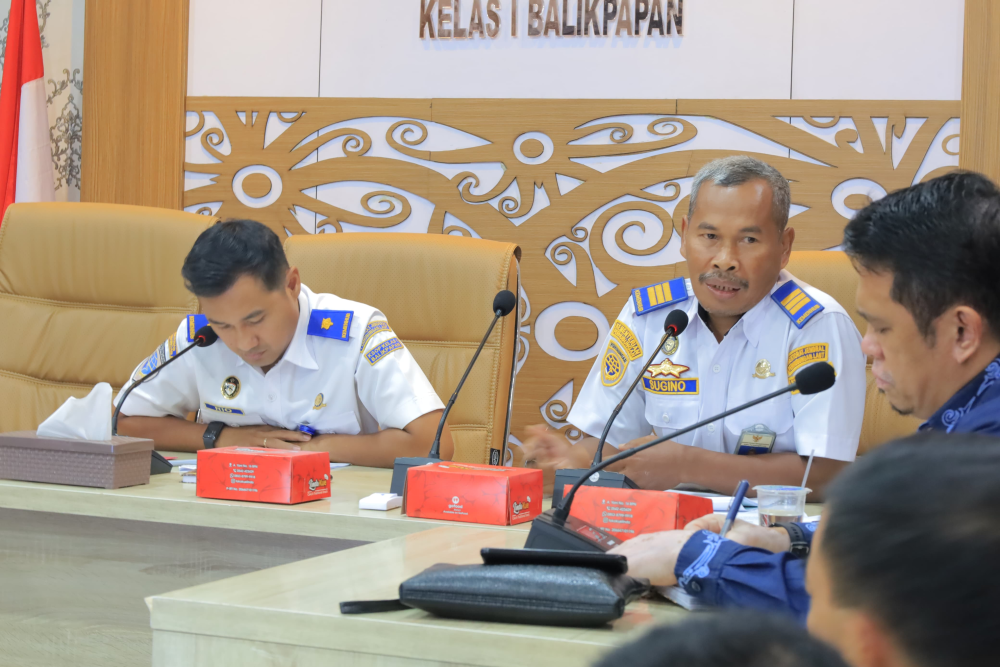 Evaluasi Laporan Triwulan IV Stranas PK