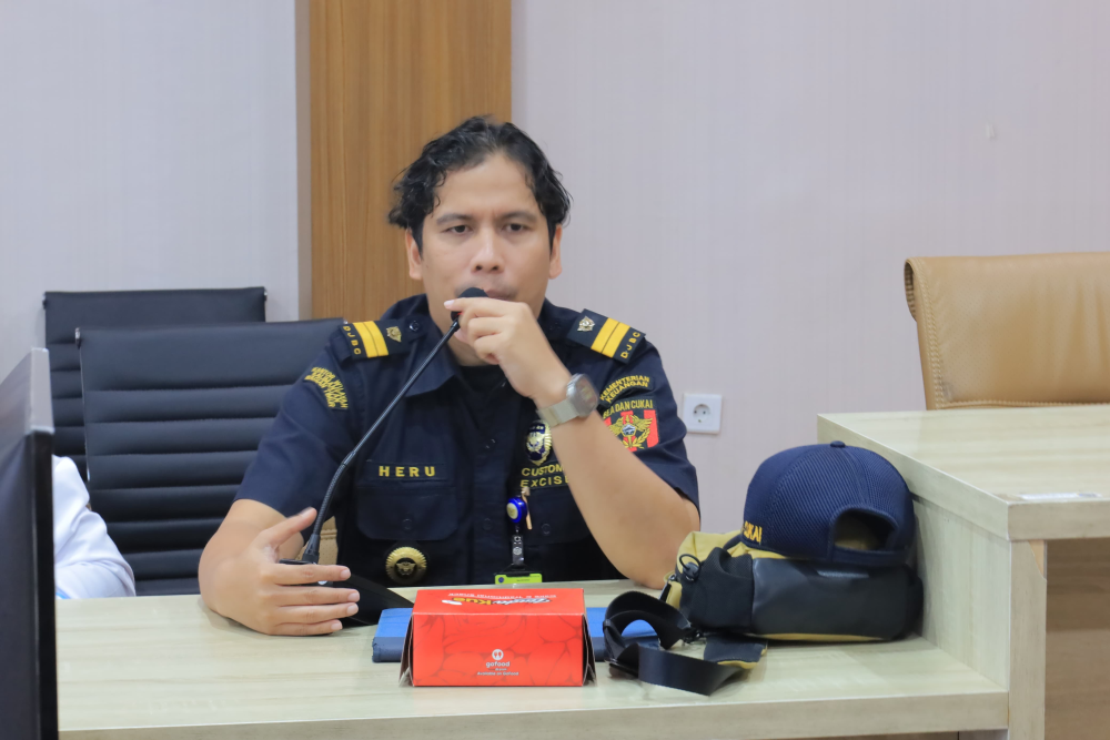 Evaluasi Laporan Triwulan IV Stranas PK