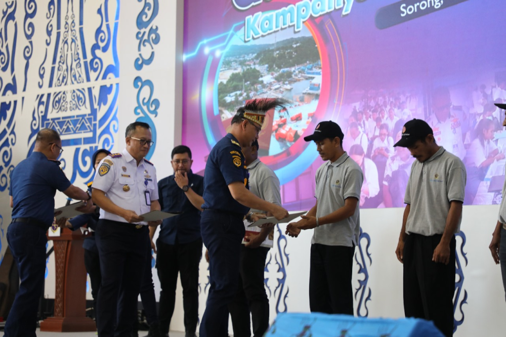 Kemenhub Gelar Kampanye Keselamatan Pelayaran dalam Program Quick Win 100 Hari di Sorong - Papua