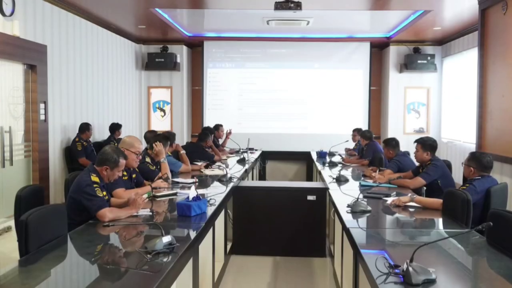 PEDOMAN PENGELOLAAN PELABUHAN BERKELANJUTAN BERWAWASAN LINGKUNGAN (ECOPORT) DI WILKER PLBHN DUMAI