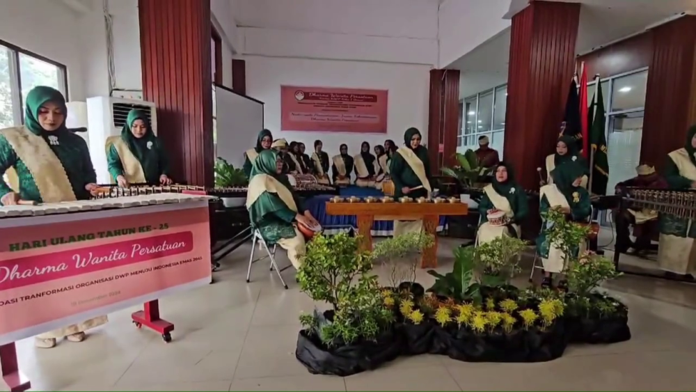 LAGU IBU KITA KARTINI DIMAINKAN OLEH DWP KSOP KELAS I DUMAI