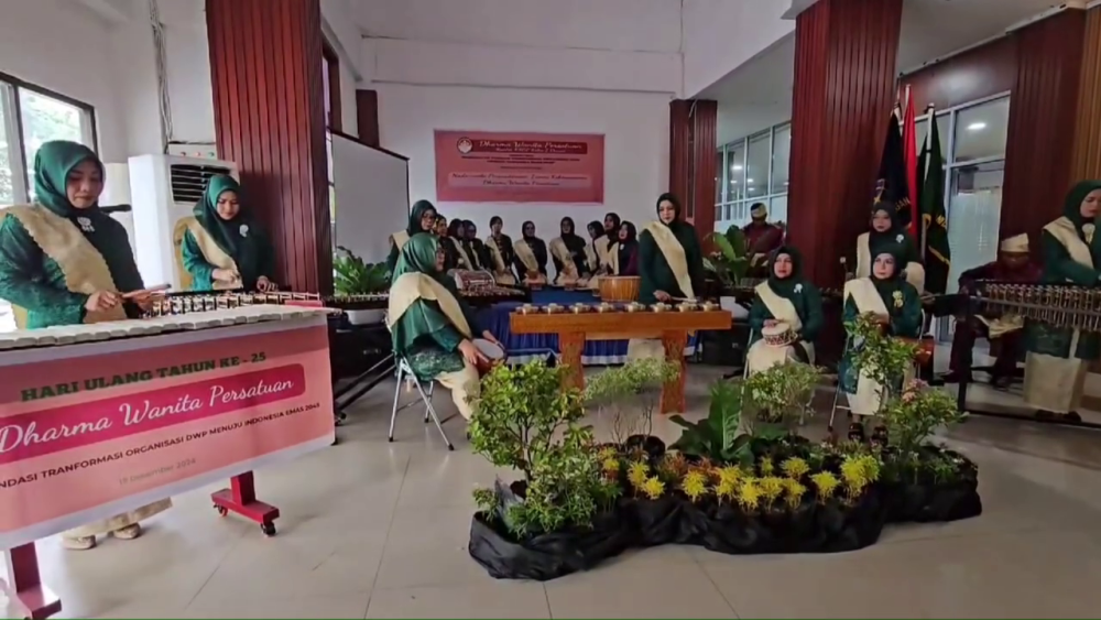 LAGU IBU KITA KARTINI DIMAINKAN OLEH DWP KSOP KELAS I DUMAI