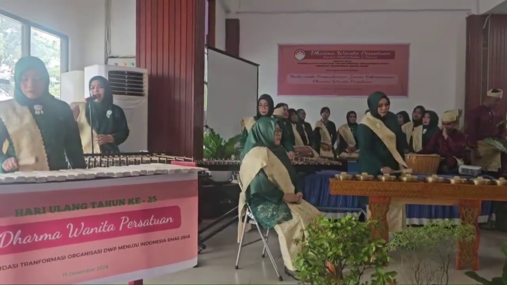 LAGU BUNDA DIMAINKAN OLEH DWP KSOP KELAS I DUMAI