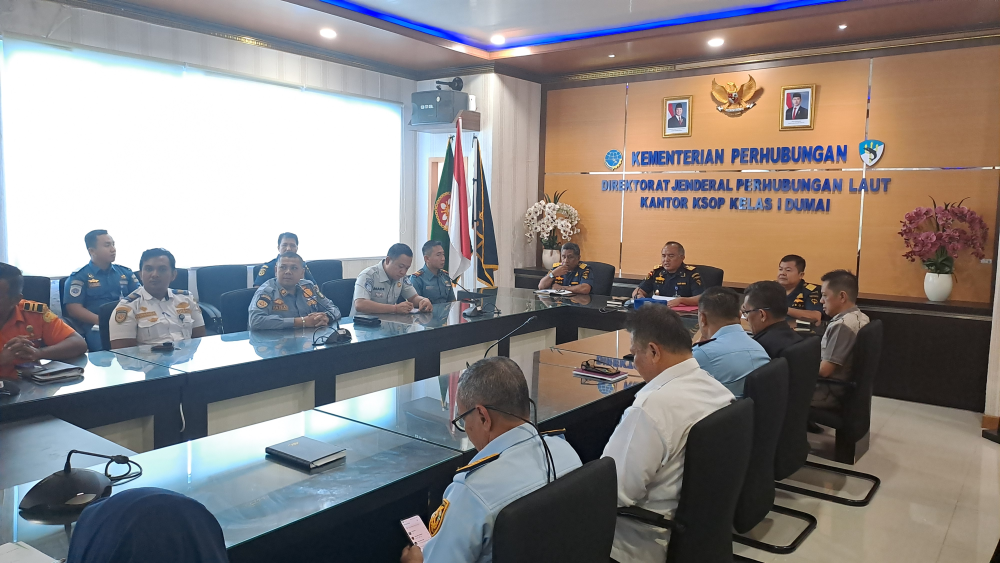 RAPAT EVALUASI PENYELENGGARAAN ANGKUTAN LAUT NATAL 2024 dan TAHUN BARU 2025 DI PELABUHAN  DUMAI