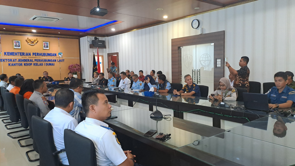RAPAT EVALUASI PENYELENGGARAAN ANGKUTAN LAUT NATAL 2024 dan TAHUN BARU 2025 DI PELABUHAN  DUMAI
