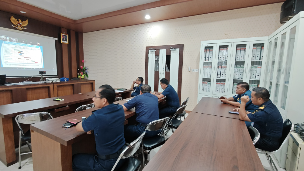 Verifikasi Data/Audit dan Rapat Teknis Tim Terpadu Terhadap Permohonan Persetujuan  Kegiatan  Kerja Keruk  di Area Kolam Terminal Khusus (Tersus) PT. Agro Murni