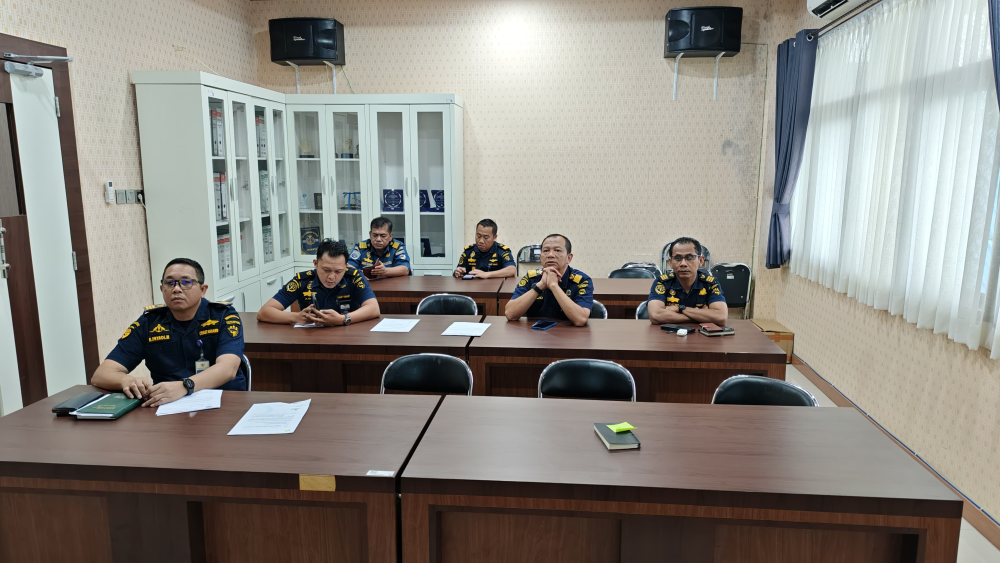 Verifikasi Data/Audit dan Rapat Teknis Tim Terpadu Terhadap Permohonan Persetujuan  Kegiatan  Kerja Keruk  di Area Kolam Terminal Khusus (Tersus) PT. Agro Murni