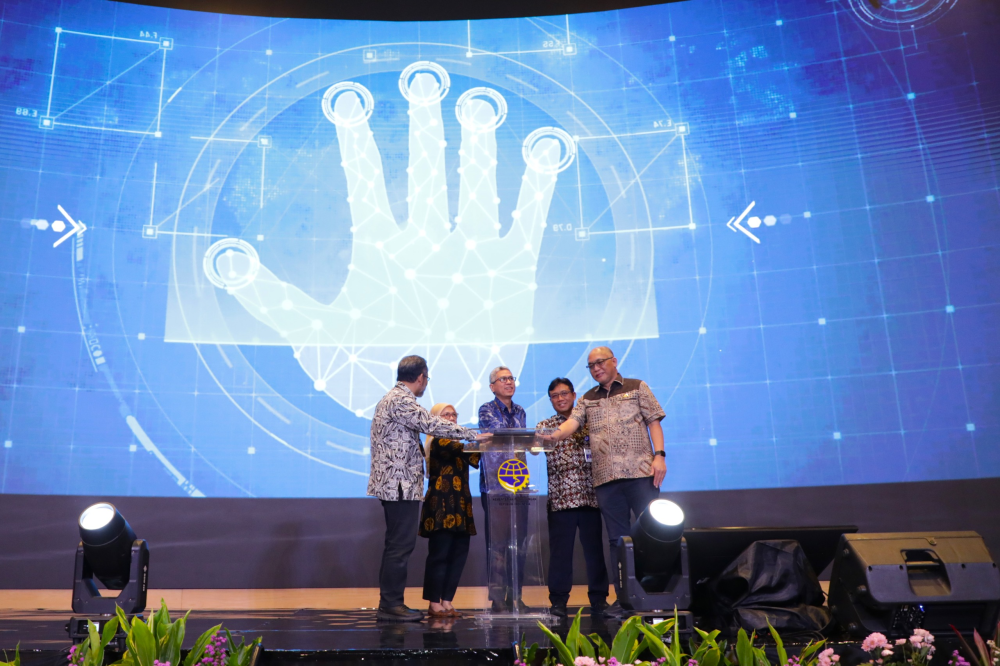 KEMENTERIAN PERHUBUNGAN LAUNCHING DAN SOSIALISASI PORTAL MARITIMHUB: TRANSFORMASI DIGITAL SEKTOR MARITIM