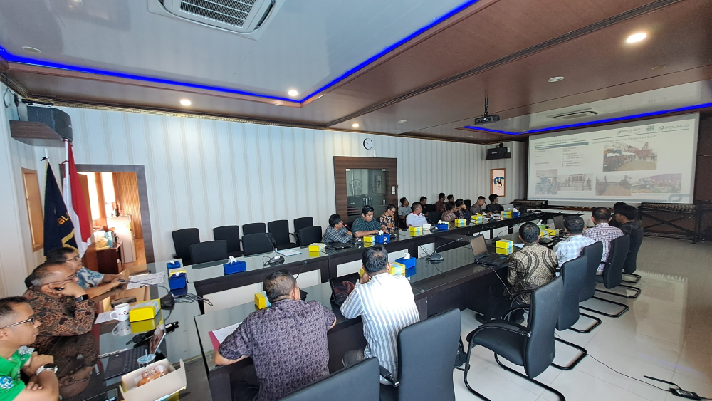 Kantor KSOP Kelas I Dumai melakukan Kegiatan Rapat Evaluasi dan Pembahasan Pekerjaan Pengerukan PT. Pelindo Regional I Dumai