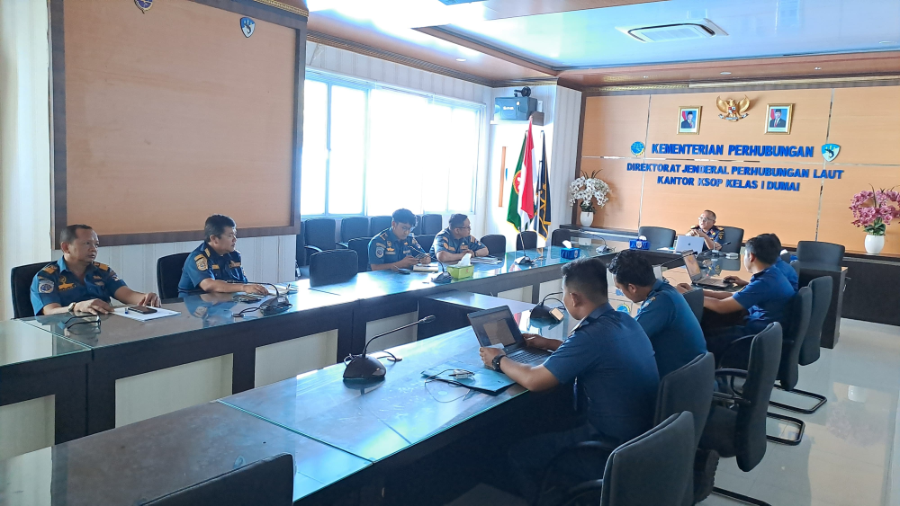 Kantor KSOP Kelas I Dumai melaksanakan kegiatan Rapat Pembahasan Rencana Penetapan Area Ship to Ship (STS) di Wilayah Perairan Dumai.