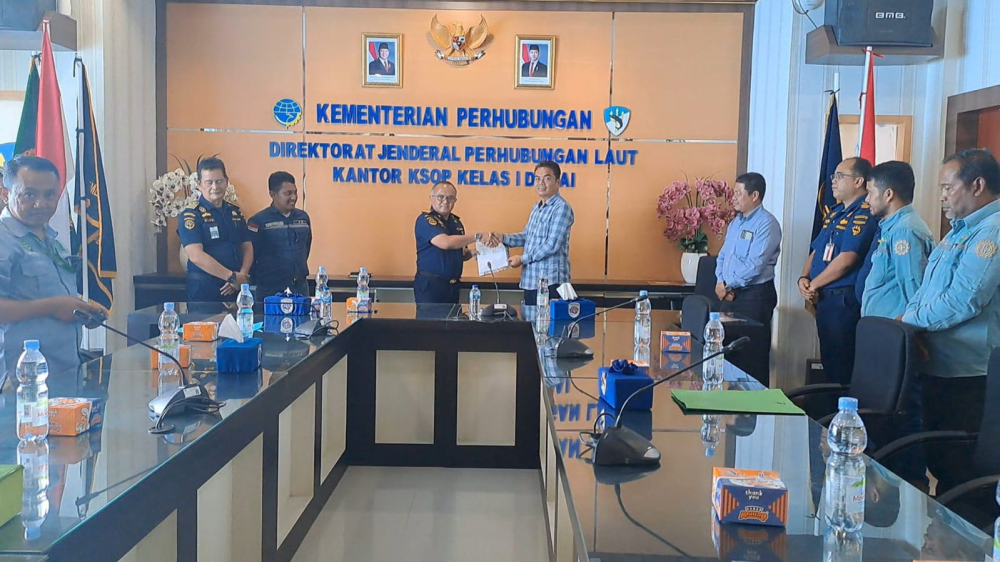 Penandatanganan Addendum dan Perjanjian Kerjasama Antara Kantor KSOP Kelas I Dumai dengan PT. Adhitya Serayakorita serta PT. Priatama Riau tentang Penggunaan Perairan Terminal Khusus.