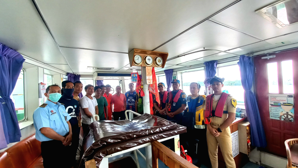 Dalam Rangka Mewujudkan Zero Accident & Zero Incident, KSOP Kelas III Rangga Ilung melakukan Pemenuhan Kelaiklautan Kapal Asing Berbendera Malaysia.
