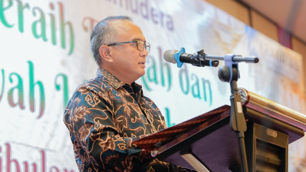 Kepala Kantor KSOP Kelas I Dumai  menghadiri undangan sekaligus memberikan sambutan pada Kegiatan Buka Puasa Bersama dan Pemberian Santunan kepada Anak-anak Yatim Piatu oleh PT. Krakatau Bandar Samudera