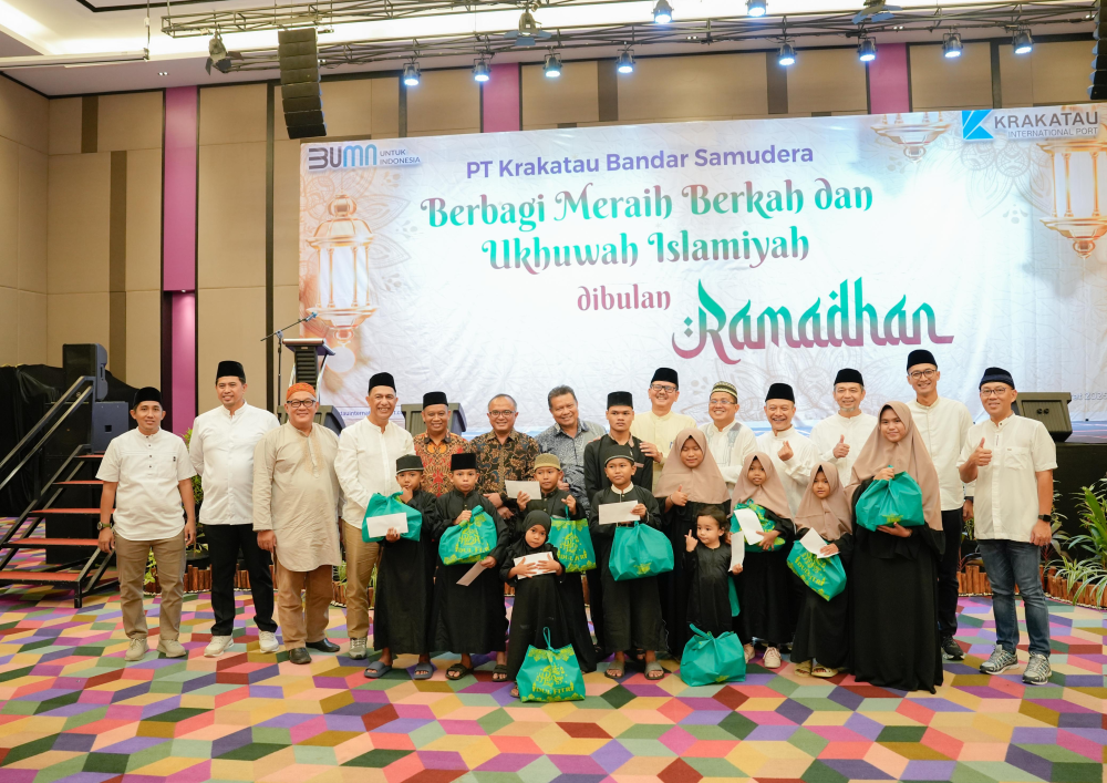 Kepala Kantor KSOP Kelas I Dumai  menghadiri undangan sekaligus memberikan sambutan pada Kegiatan Buka Puasa Bersama dan Pemberian Santunan kepada Anak-anak Yatim Piatu oleh PT. Krakatau Bandar Samudera