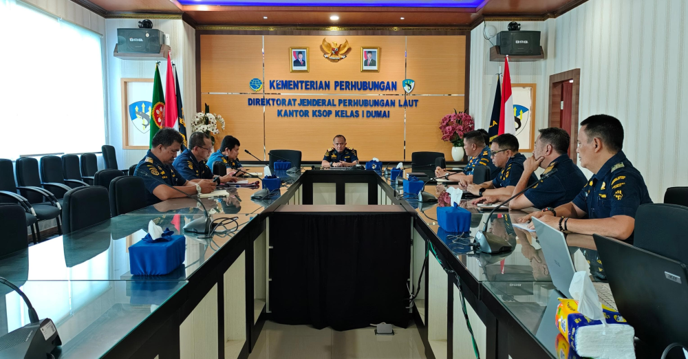 RAPAT EVALUASI KINERJA PEGAWAI KANTOR KSOP KELAS I DUMAI