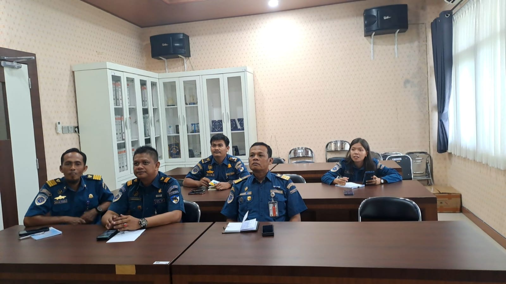 Kantor KSOP Kelas I Dumai mengikuti kegiatan Kegiatan Focus Group Discussion Kelaiklautan Tongkang Pengangkut MuatanNickel Ore, Coal, Iren Ore dan lain-lain.