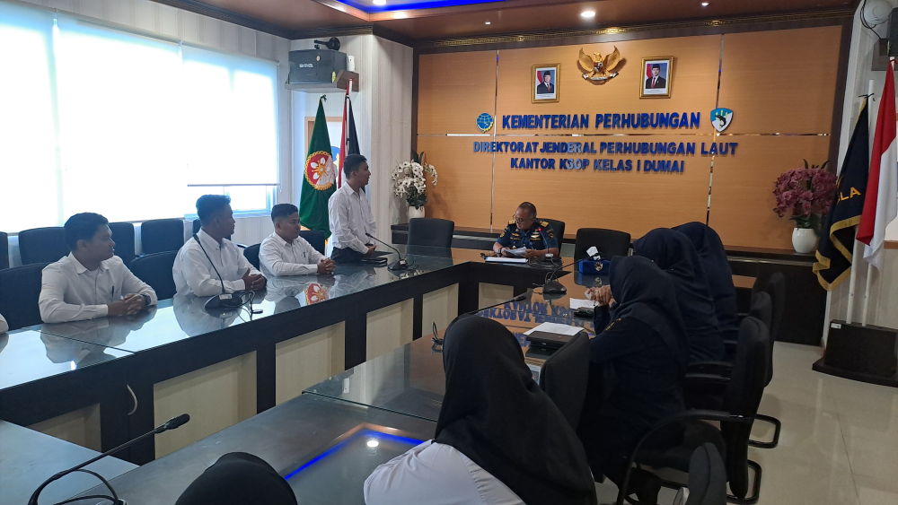 KEPALA KANTOR KSOP KELAS I DUMAI MENERIMA LAPOR DIRI DARI CPNS KEMENHUB TAHUN ANGGARAN 2024