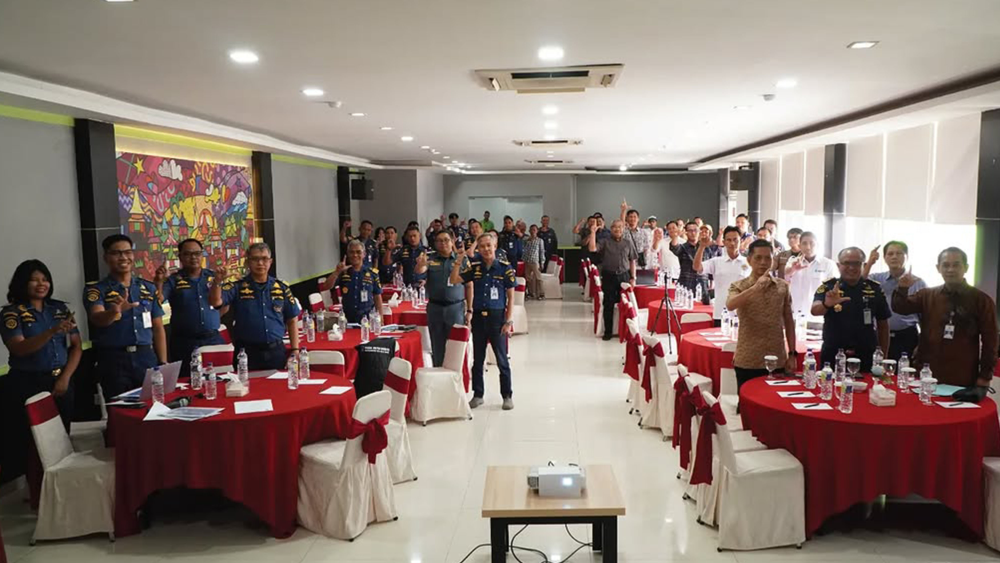SOSIALISASI PENARIKAN JASA VTS  BAGI KAPAL YANG MELAKUKAN  KEGIATAN OLAH GERAK (SPOG)  DI PERAIRAN DUMAI