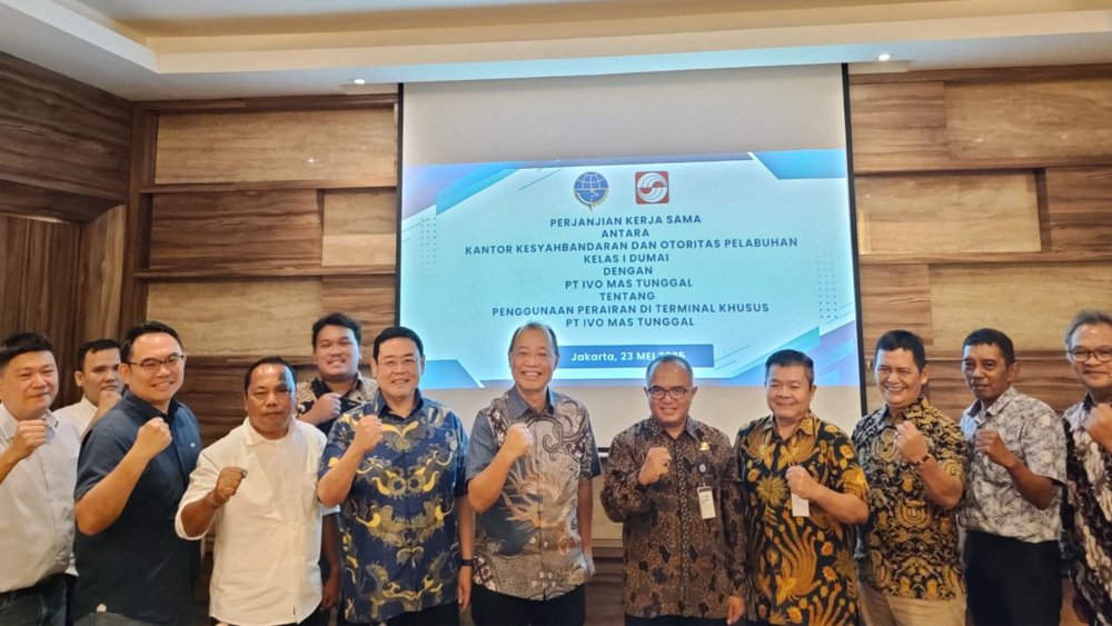 Penandatanganan Perjanjian Kerja Sama Antara KANTOR KSOP Kelas I Dumai dengan PT. IVO MAS TUNGGAL tentang Penggunaan Perairan Terminal Khusus PT. IVO MAS TUNGGAL dan Penandatanganan Perjanjian Kerja Sama antara Kantor KSOP Kelas I Dumai dengan PT. OLEOKIM