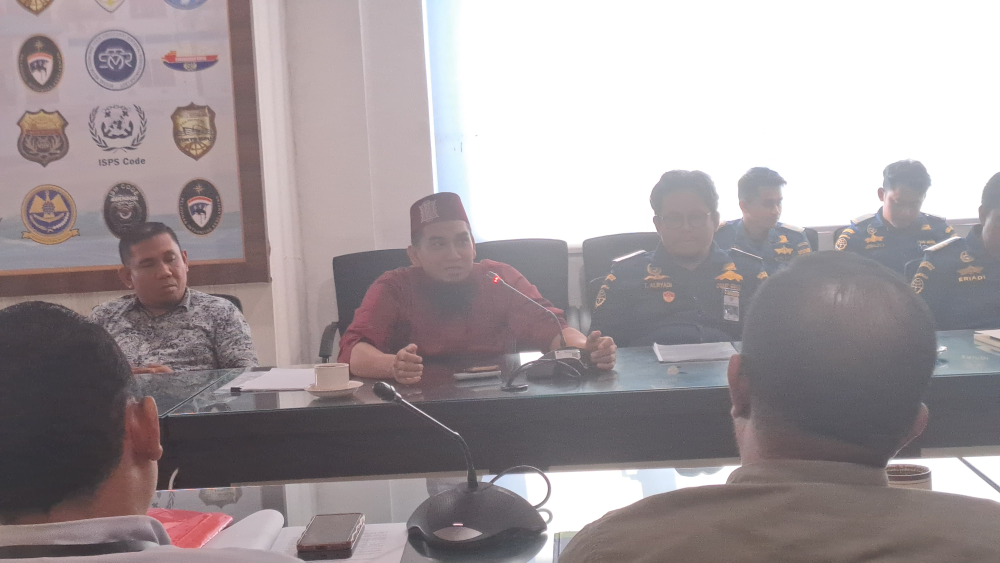 KANTOR KSOP KELAS I DUMAI MENERIMA  Temu Ramah Bersama dan Pengenalan Koperasi Jasa Tenaga Kerja Bongkar Muat (TKBM) Pelabuhan Dumai Bumi Melayu Berkah
