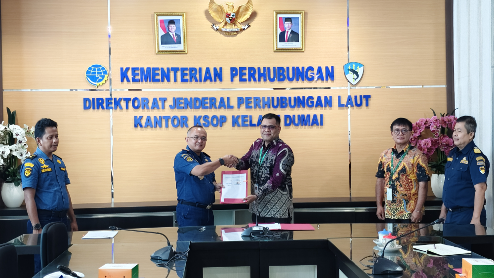 Penandatanganan Perjanjian Kerja Sama Antara Kantor Kesyahbandaran dan Otoritas Pelabuhan Kelas I Dumai dengan Terminal Khusus PT. Sari Dumai Sejati dan Terminal Khusus PT. Semesta Alam Permai, tentang Penggunaan Perairan dan Pelayanan Kepentingan&nbsp;Umum&nbsp;Se