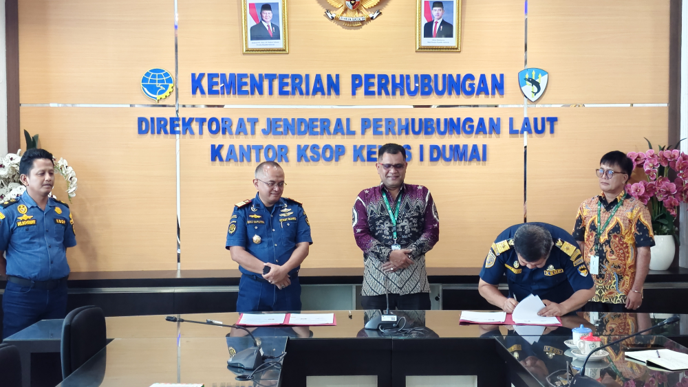 Penandatanganan Perjanjian Kerja Sama Antara Kantor Kesyahbandaran dan Otoritas Pelabuhan Kelas I Dumai dengan Terminal Khusus PT. Sari Dumai Sejati dan Terminal Khusus PT. Semesta Alam Permai, tentang Penggunaan Perairan dan Pelayanan Kepentingan&nbsp;Umum&nbsp;Se