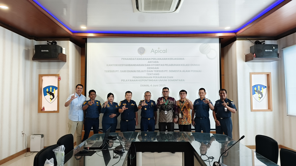 Penandatanganan Perjanjian Kerja Sama Antara Kantor Kesyahbandaran dan Otoritas Pelabuhan Kelas I Dumai dengan Terminal Khusus PT. Sari Dumai Sejati dan Terminal Khusus PT. Semesta Alam Permai, tentang Penggunaan Perairan dan Pelayanan Kepentingan&nbsp;Umum&nbsp;Se