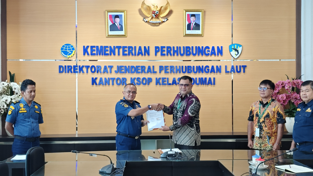Penandatanganan Perjanjian Kerja Sama Antara Kantor Kesyahbandaran dan Otoritas Pelabuhan Kelas I Dumai dengan Terminal Khusus PT. Sari Dumai Sejati dan Terminal Khusus PT. Semesta Alam Permai, tentang Penggunaan Perairan dan Pelayanan Kepentingan&nbsp;Umum&nbsp;Se