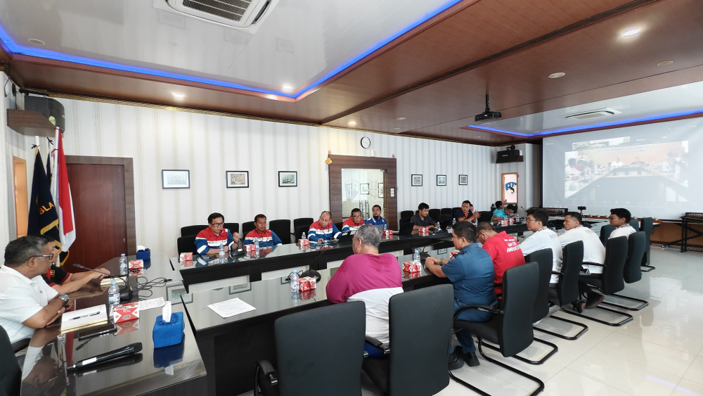 Kegiatan Rapat Koordinasi Progres Pekerjaan Pengerukan PT. Pertamina Hulu Rokan.