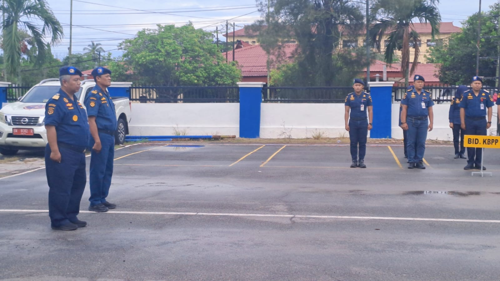KEGIATAN APEL PAGI DI KANTOR KSOP KELAS I DUMAI