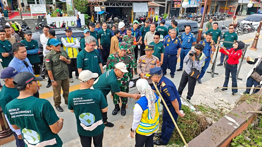 Kegiatan Aksi Bersih-bersih Kanal Jaya Maukti dan Penanaman Poho