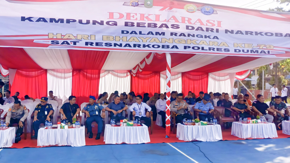 DEKLARASI KAMPUNG BEBAS DARI NARKOBA DALAM RANGKA HARI BHAYANGKARA&nbsp;KE-79