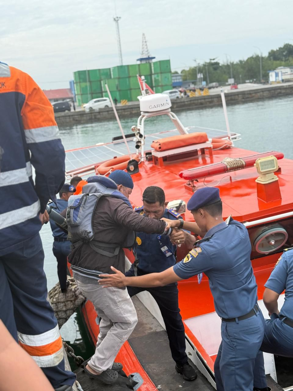 Tingkatkan Aktivitas Pelayanan Transportasi Laut, Kemenhub Pacu Pekerjaan Pengerukan di Pulau Baai