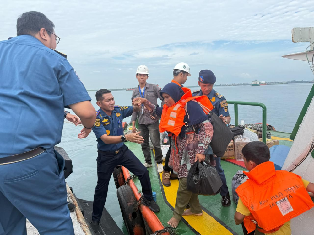 Tingkatkan Aktivitas Pelayanan Transportasi Laut, Kemenhub Pacu Pekerjaan Pengerukan di Pulau Baai