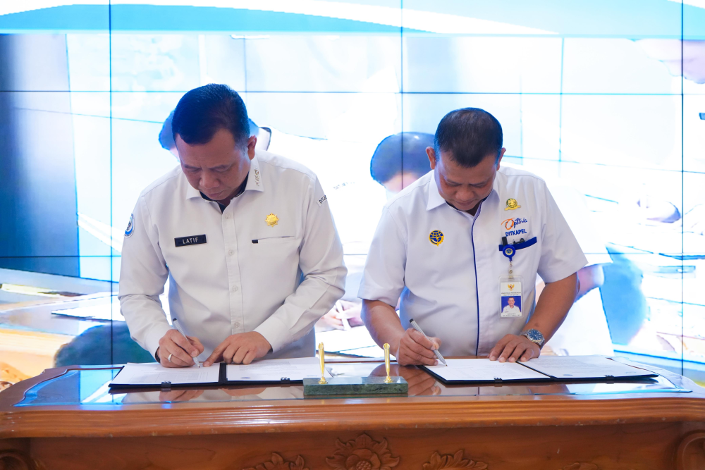 Wujudkan Pengukuran Kapal yang Akurat dan Terstandar, Kemenhub dan KKP Serah Terima Keputusan Bersama Pedoman Pengukuran Kapal Penangkap Ikan oleh P2KPI