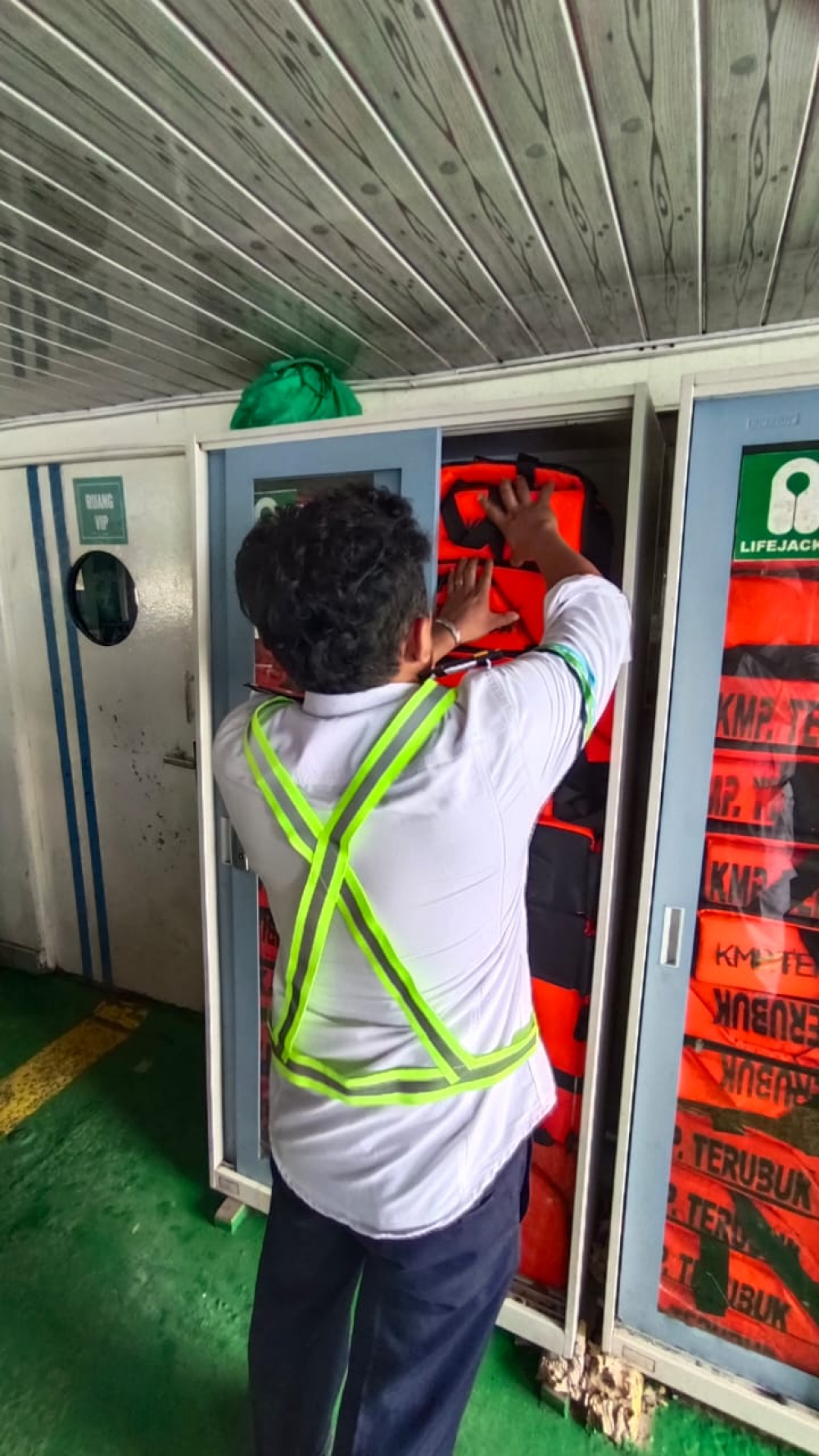 Pastikan Aspek Keselamatan Pelayaran Terpenuhi, Kemenhub Uji Petik Kapal Roro di Pelabuhan Ambon