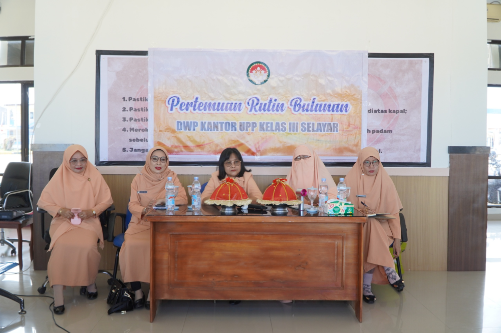 PERTEMUAN RUTIN PENGURUS DWP KANTOR UPP KELAS III SELAYAR