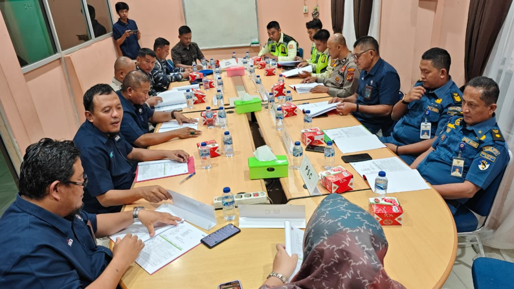 KANTOR KSOP KELAS I DUMAI MEMBUKA KEGIATAN PELAKSANAAN TABLE TOP EXCERCISE ISPS CODE DI TERMINAL KHUSUS  PT SEMEN PADANG DUMAI TAHUN 2025