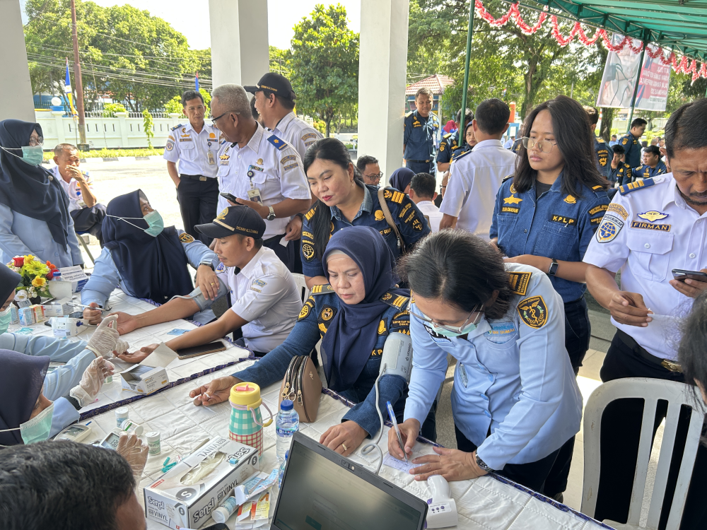 Dalam Rangka Memperingati Hari Perhubungan Nasional Tahun 2025 Kantor KSOP Kelas I Dumai Mengikuti Kegiatan Bakti Sosial Pemeriksaan Kesehatan Gratis Di Distrik Navigasi Tipe A Kelas I Dumai
