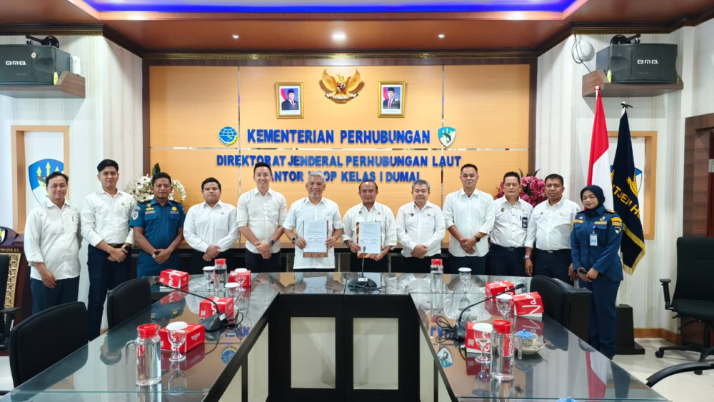 Penandatanganan Adendum Perjanjian Kerja Sama Antara Kantor Kesyahbandaran dan Otoritas Pelabuhan Kelas I Dumai dengan PT. Kawasan Industri Dumai Tentang Penggunaan Perairan di Terminal Khusus PT. Kawasan Industri Dumai