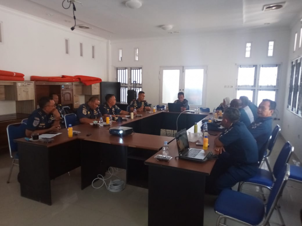 RAPAT INTERNAL
