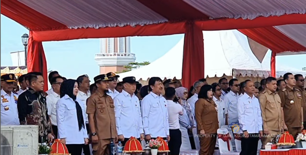Pesawat Amfibi Dan Ground Breaking Water Aerodrome Sulawesi Selatan