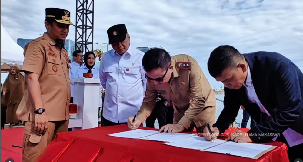 Pesawat Amfibi Dan Ground Breaking Water Aerodrome Sulawesi Selatan