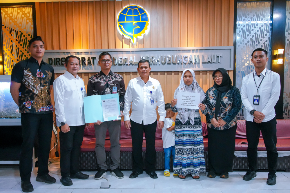 TIGA PELAUT INDONESIA MENINGGAL DUNIA DI LUAR NEGERI, KEMENHUB FASILITASI PENYERAHAN ASURANSI KEPADA AHLI WARIS