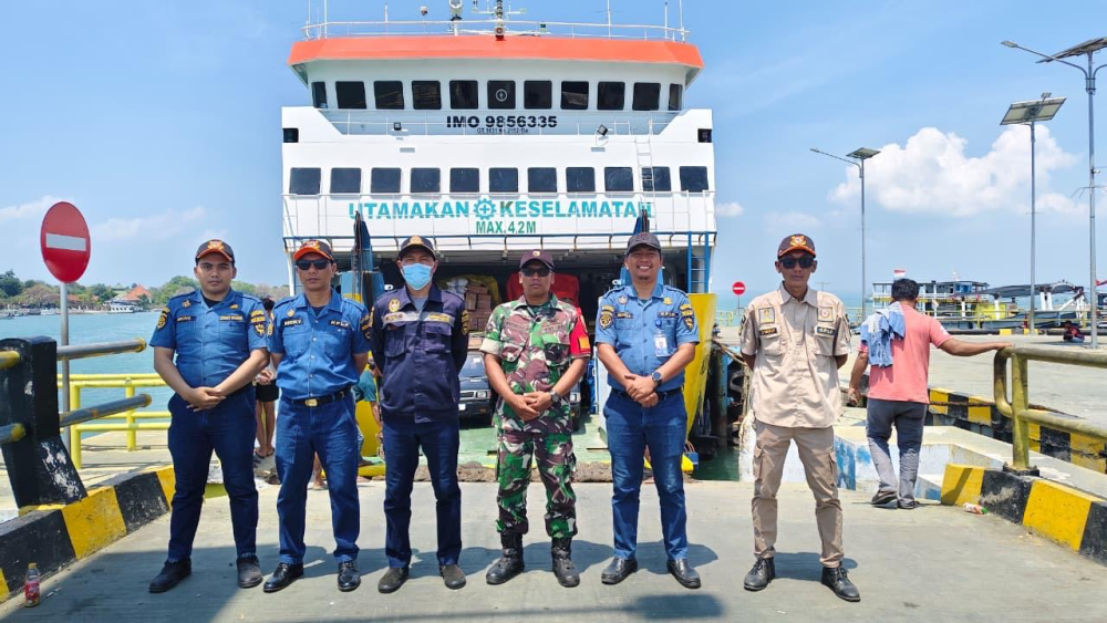 Rutinitas Pengawasan Kegiatan Kapal di Pelabuhan