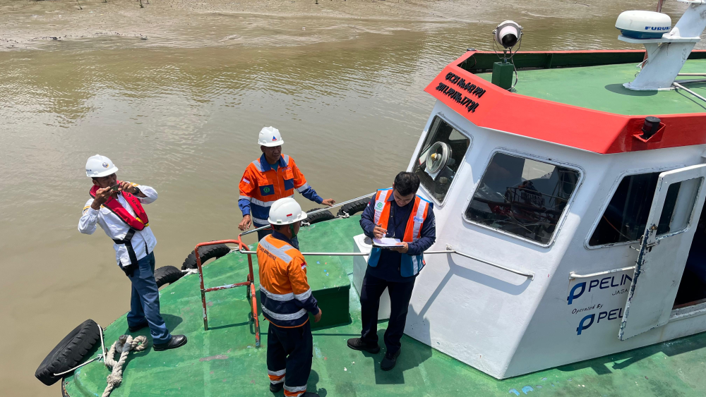 Rapat Pemeriksaan Fisik dan Verifikasi Dokumen Sarana dan Prasarana Pemanduan Kapal PT Pelabuhan Indonesia (Persero) dan Peninjauan Lapangan Dalam Rangka Perluasan Perairan Wajib Pandu (PWP) Kelas I Dumai Pelabuhan Dumai.