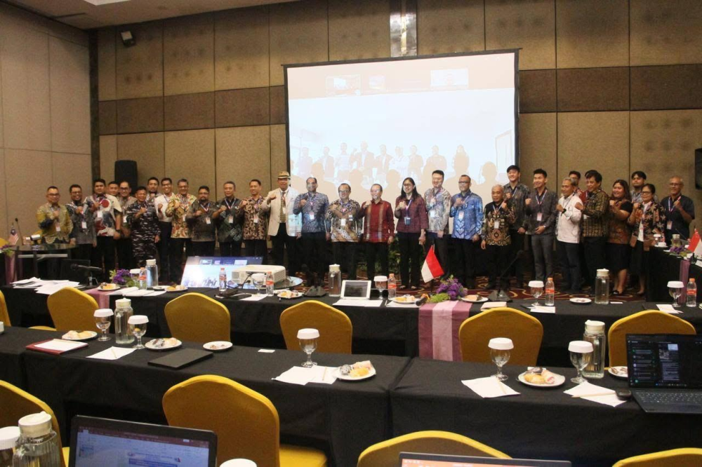 Kepala Kantor KSOP Kelas I Dumai menghadiri undangan Inter-sessional Meeting of the Working Group on Ship Repoting System in the Strait of Malacca and Singapore
