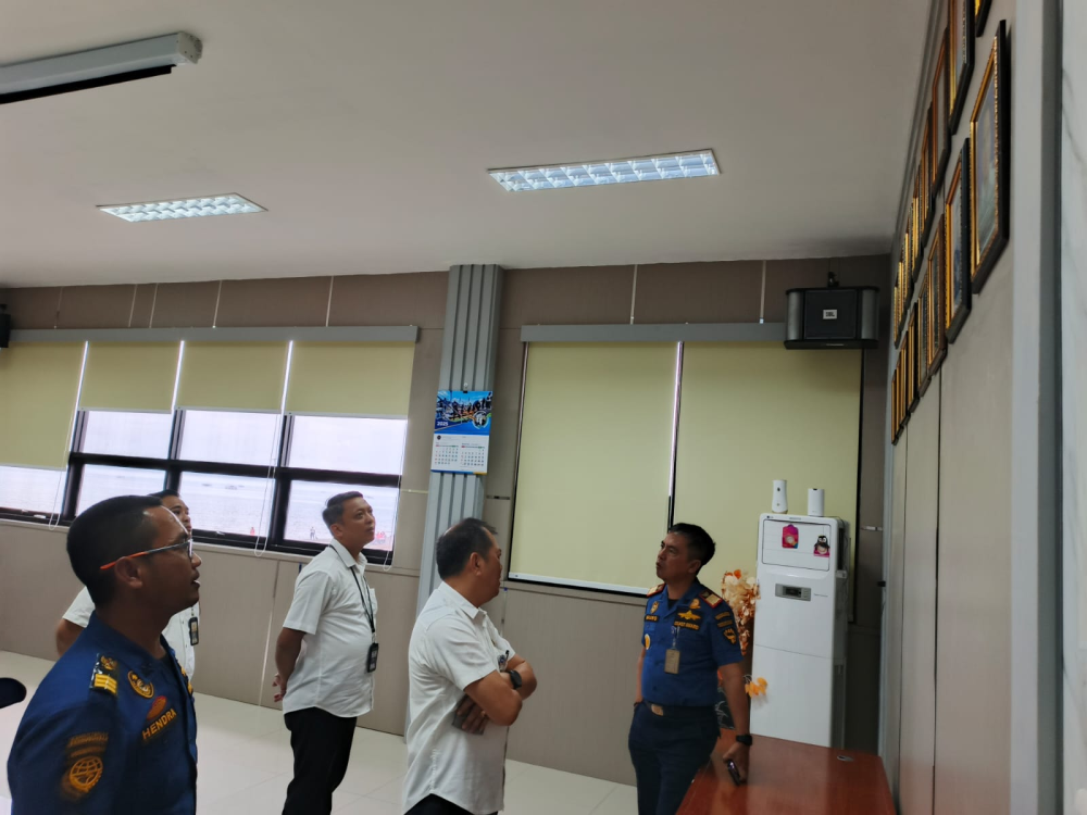 KUNJUNGAN KERJA KEPALA BIRO HUKUM KE KSOP KELAS IV PROBOLINGGO