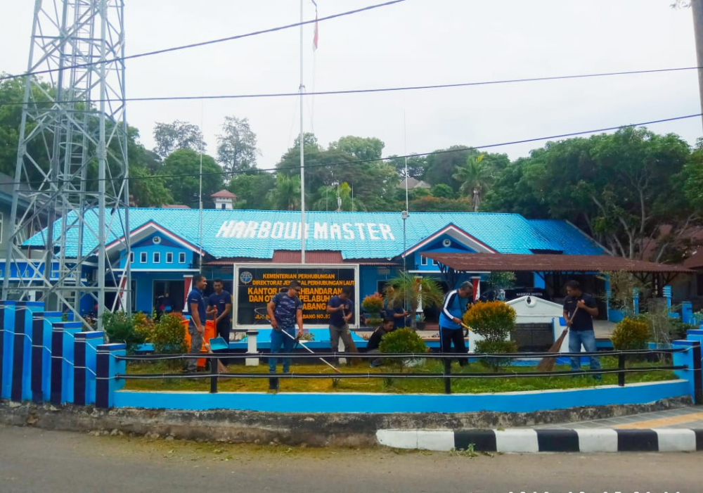 GIAT BERSIH- BERSIH