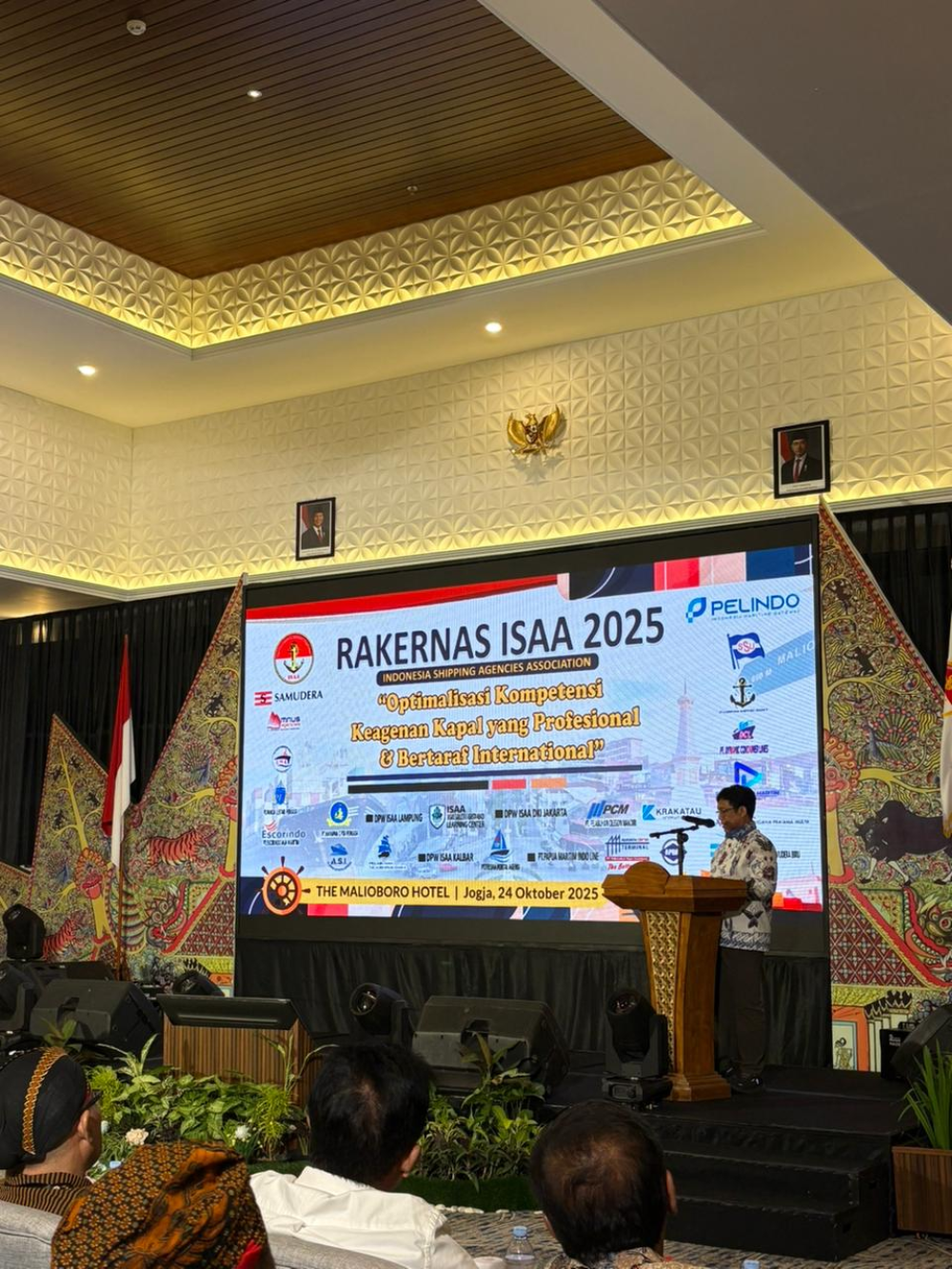 Kemenhub Dorong Profesionalisme dan Digitalisasi Industri Keagenan Kapal Lewat Rakernas ISAA 2025